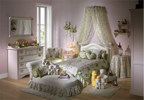Charming-Girls-Bedrooms-With-Hearts-Theme-Batticuore-By-Helley-5