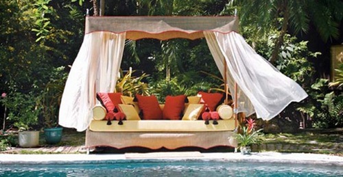 comfortable-balinese-outdoor-sun-bed-lounge1