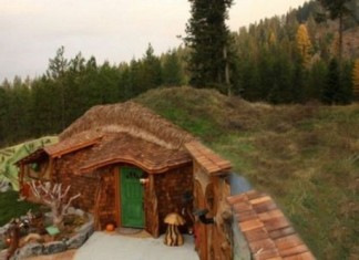 a_real_hobbit_house_01